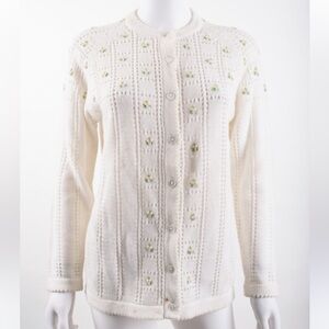 Elegant White Floral Women's Sweater